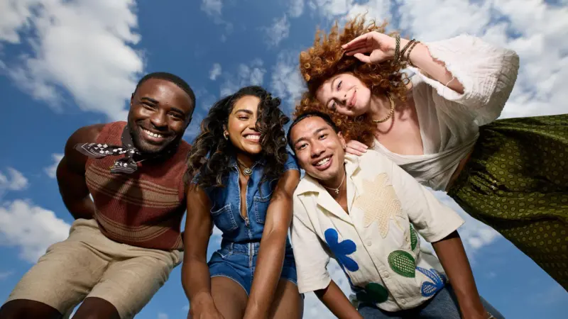 Como a socialização com outras pessoas pode fazer você se sentir melhor